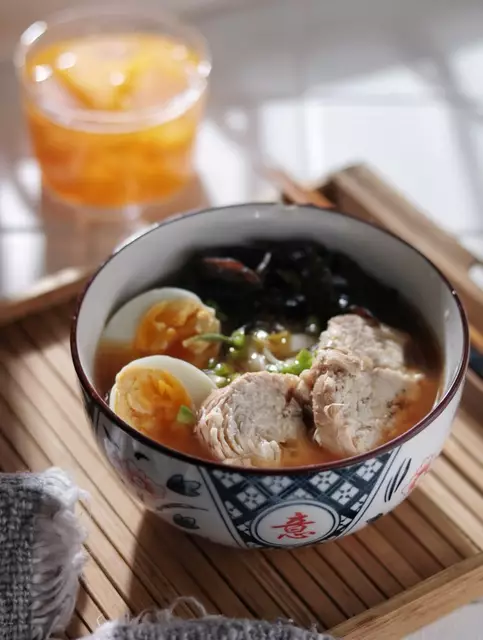 Ramen Ayam Jamur Kuping